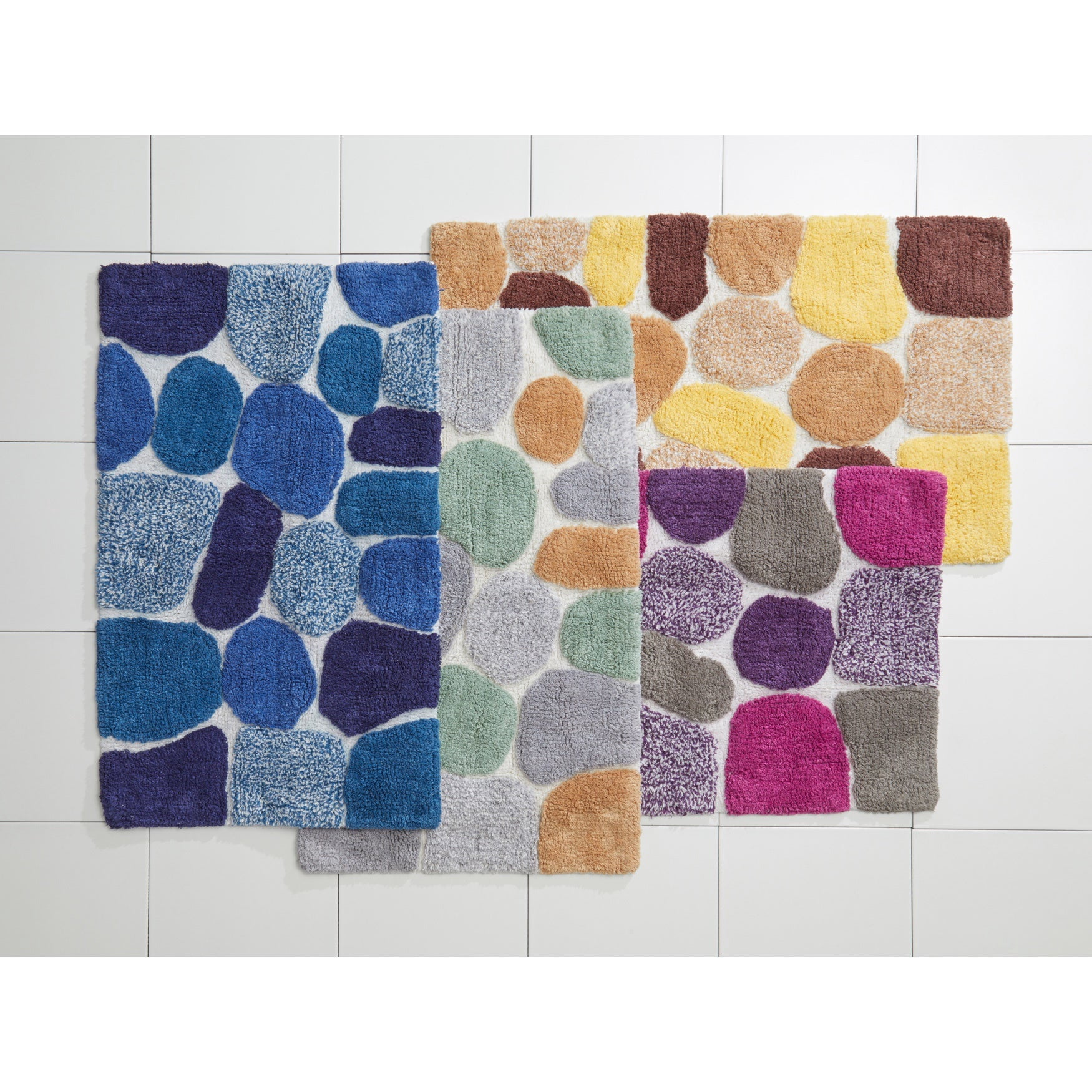 BrylaneHome Pebbles Bath Mat
