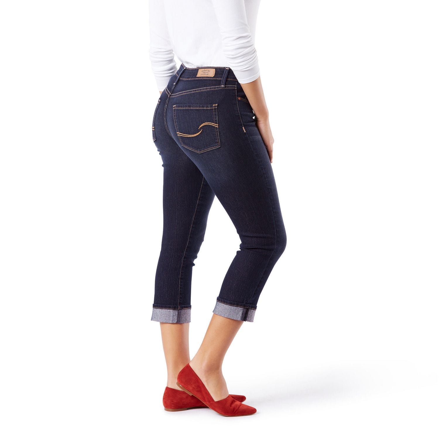 Levi Strauss Signature.™ Women's Modern Capri, Available sizes: 4