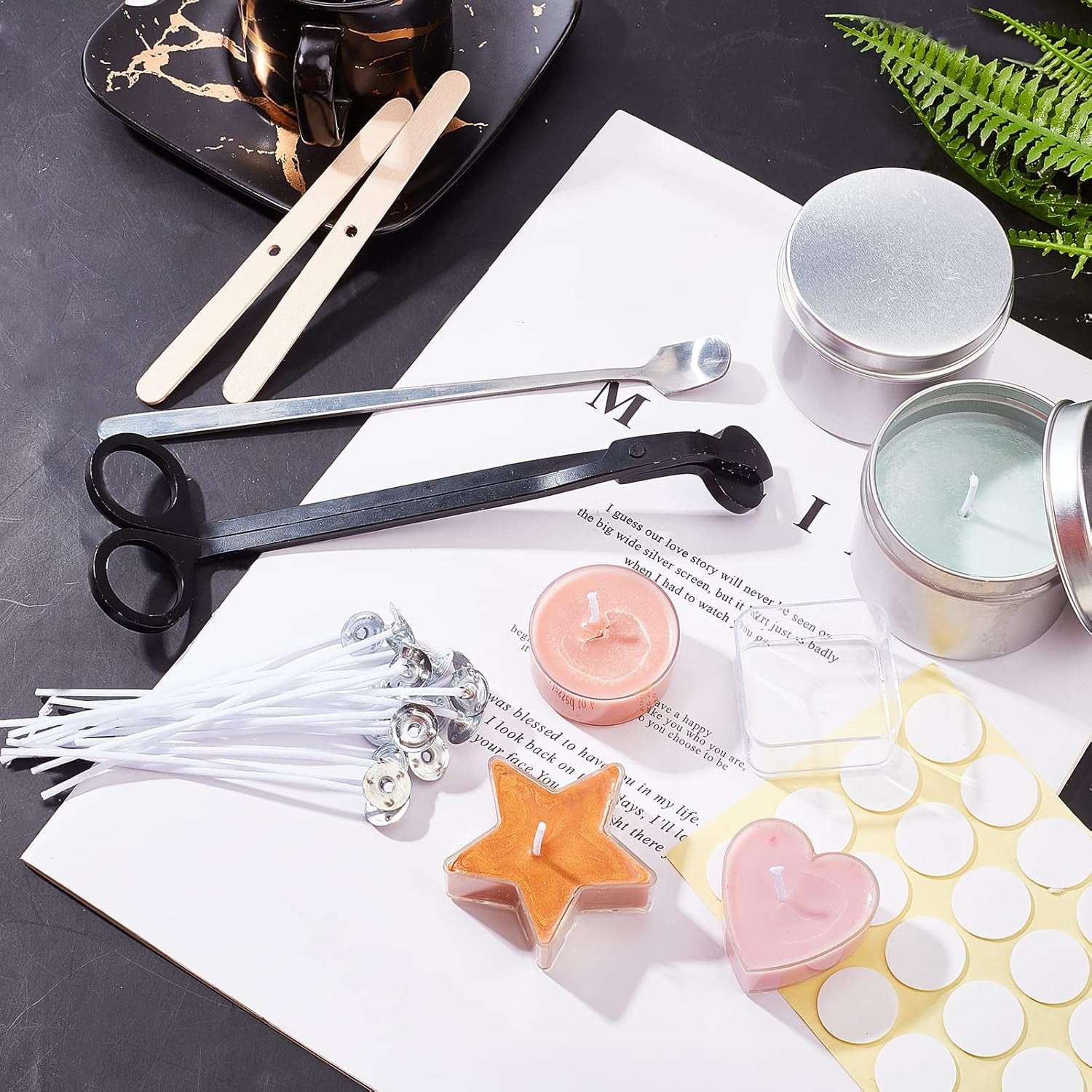 Candle Making Kit Candle Soy Wax Kit Candle Accessory Set Pourong Pot Star Heart Square Round Holder Cup Stickers Tin Scissor Spoons for DIY Wax Candle Making Making DIY