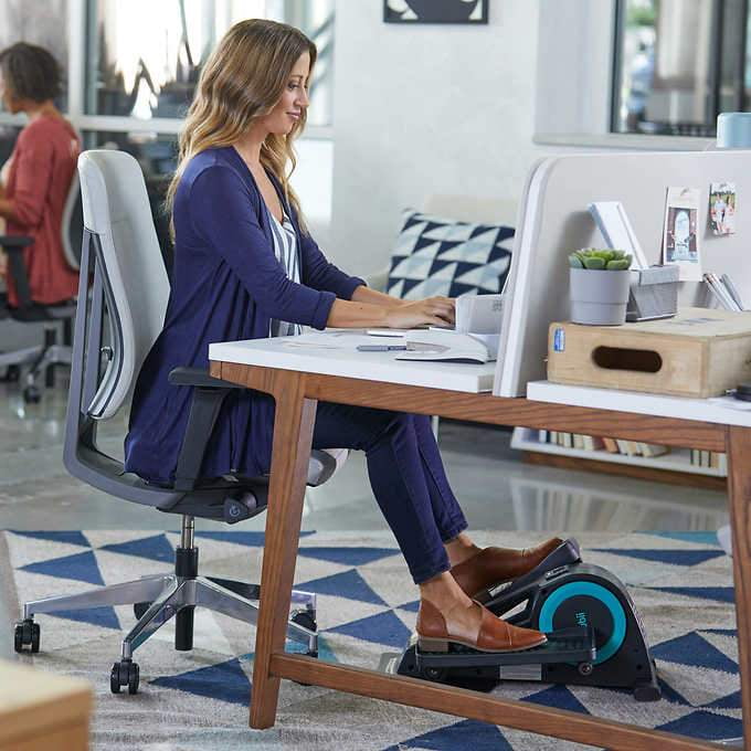 Cubii seated elliptical with built in display monitor and mat hotsell