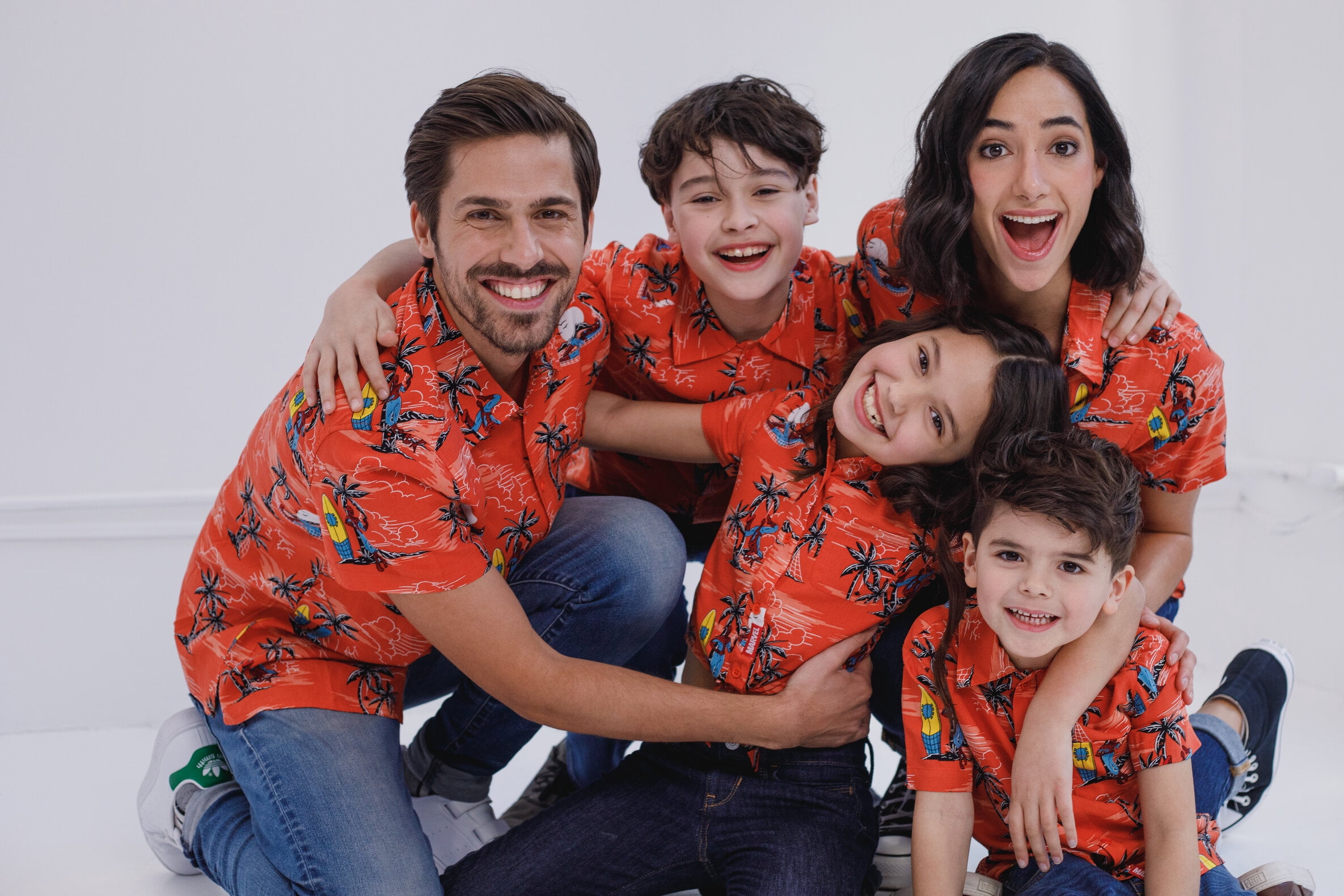 Marvel Spider-Man Mens Matching Family Hawaiian Button Down Shirt Adult
