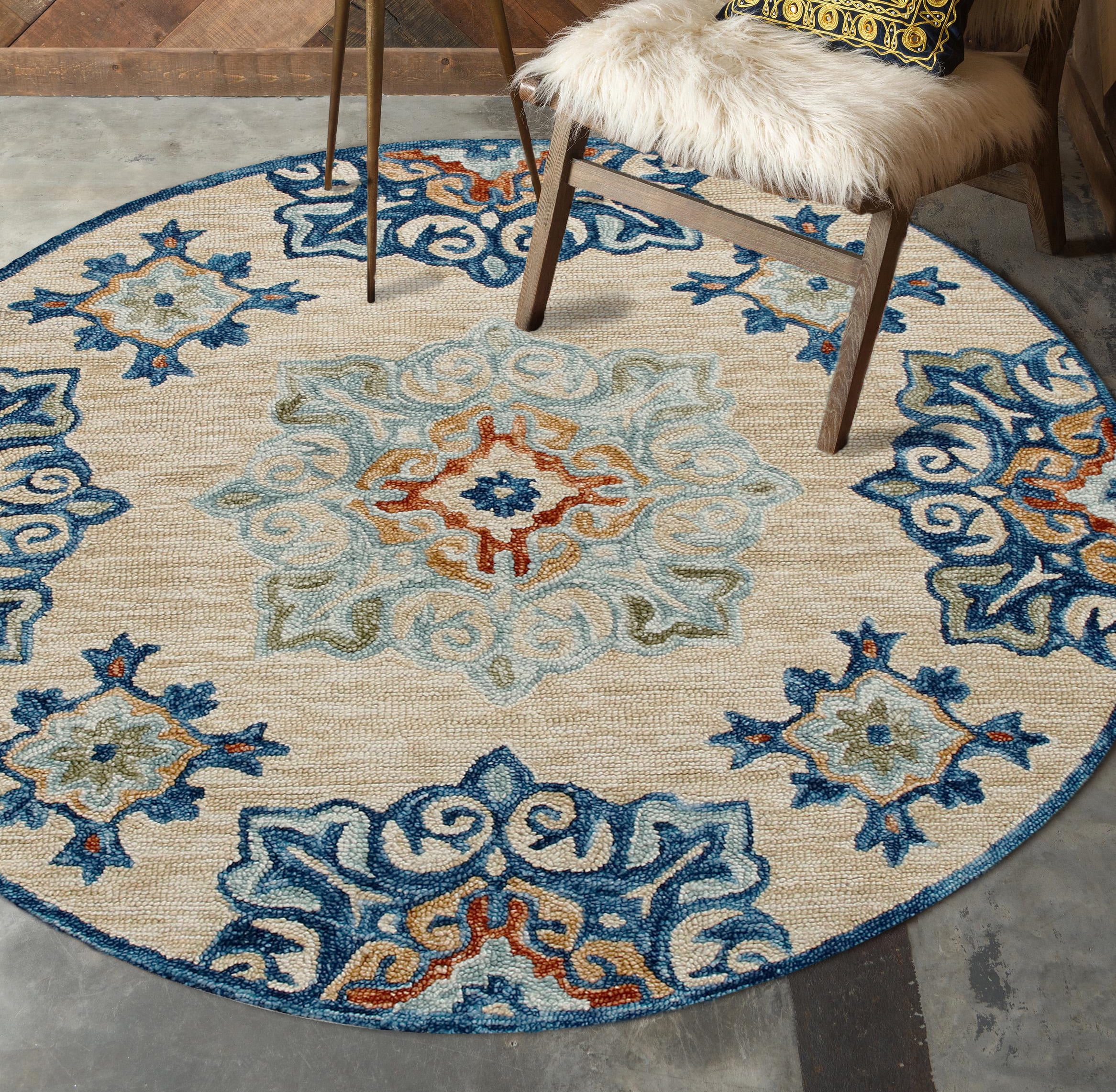 Elm & Oak Clio 3' Round Beige/Blue Medallion Handmade Wool Indoor Area Rug