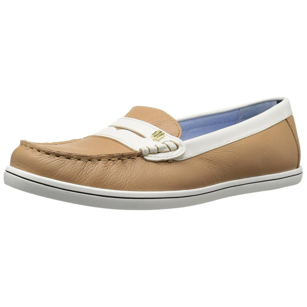 Tommy Hilfiger Tommy Hilfiger Womens Butter Leather Square Toe Loafers