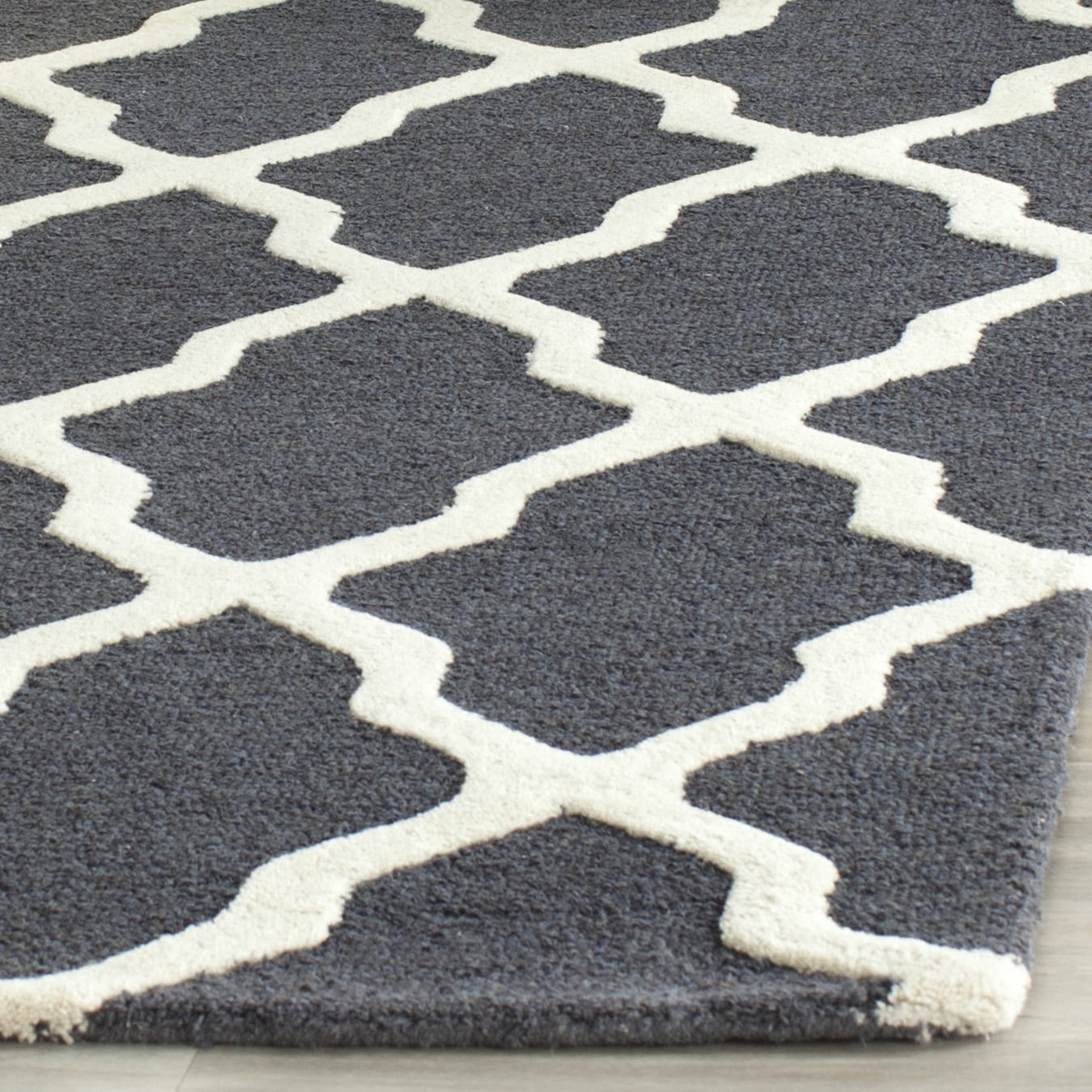 SAFAVIEH Cambridge Liam Geometric Wool Area Rug, Dark Grey/Ivory, 2'6" x 4'