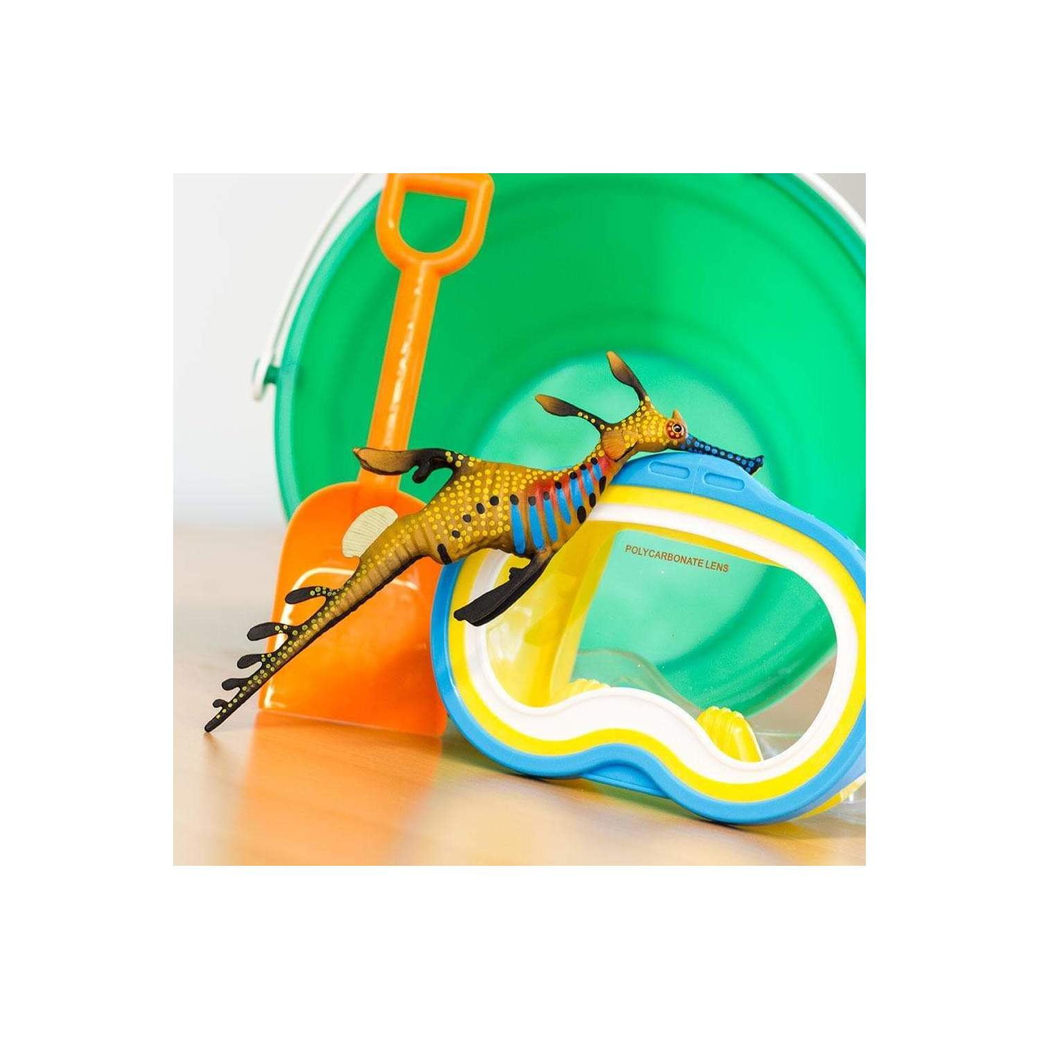 Safari Ltd Weedy Seadragon Figurine - 8 Inch Realistic Marine Life Educational Toy
