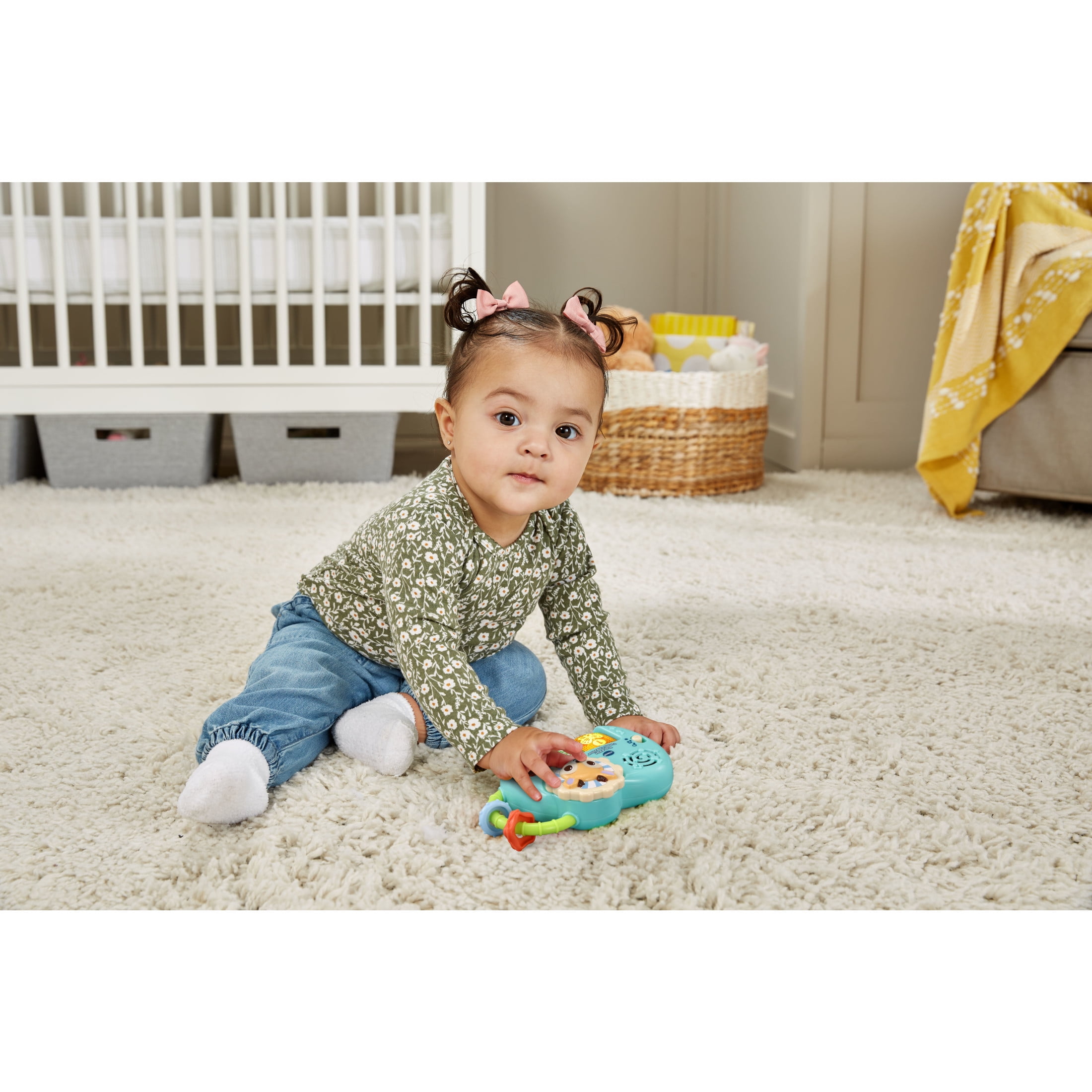 VTech Baby Prop & Play Tummy Time Pillow Fabric, Plastic with Accessories, Baby and Toddler Toys