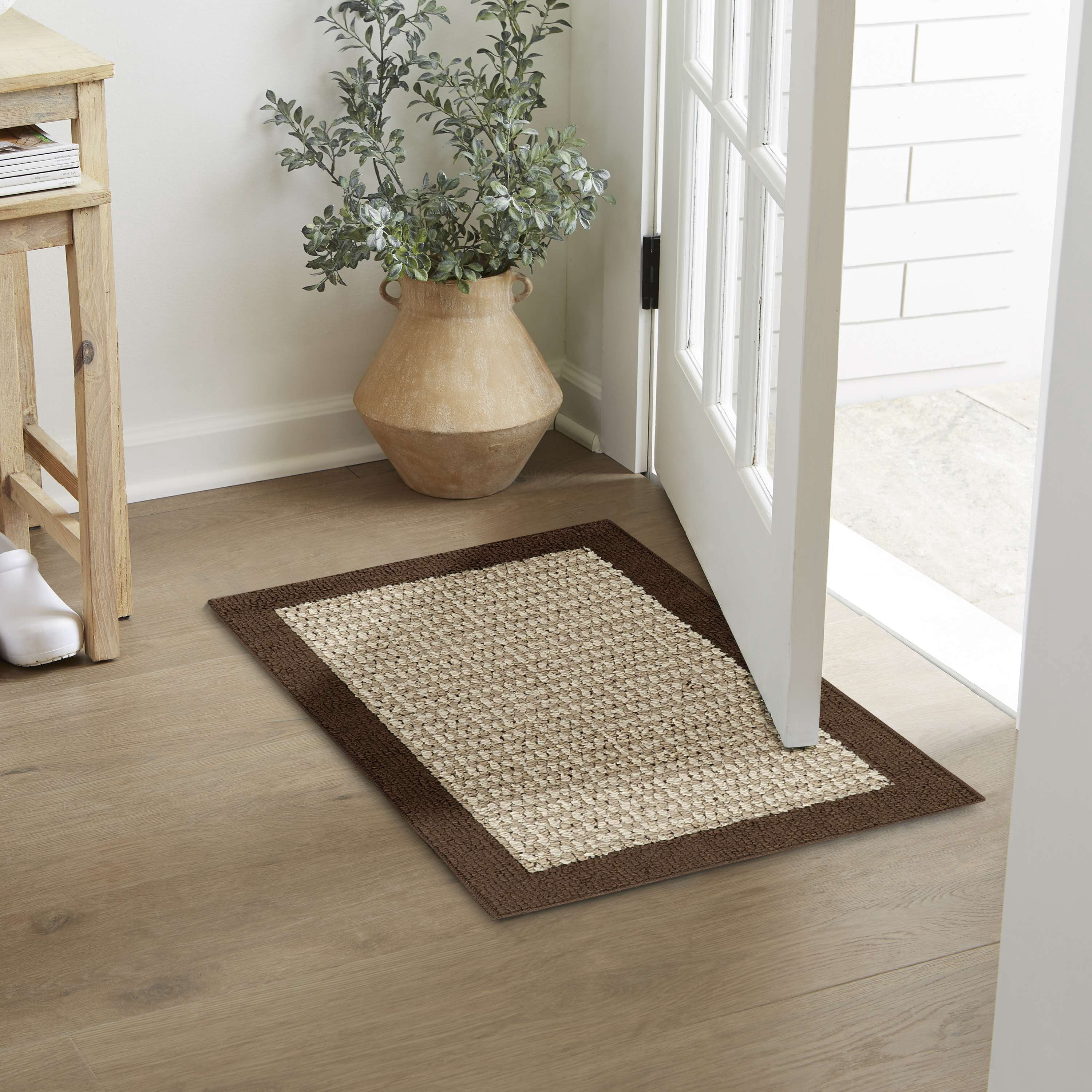 (2 pack) Mainstays Traditional Faux Sisal Olefin Brown Border Indoor Accent Rug, 1'8"x2'6"