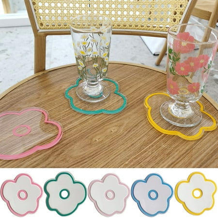 Cheers.US 2Pcs Clear Acrylic Flower Coaster Unique Flower-Shaped Coasters Heat-resistant Table Pad Placemat Home Ornament Coasters for Housewarming Gifts Home Bar