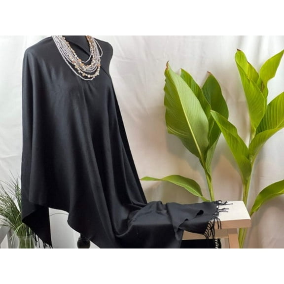 Elegant Black Polyester Scarf for Women Versatile Lightweight Wrap for All Seasons Chic Accessory|SOL24A271