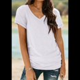 thumbnail image 4 of Camiseta Informal con Cuello en V para Mujer, , Talla L, 4 of 9