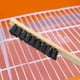 thumbnail image 5 of Cepillo de limpieza para jaula de pájaros, mango largo duradero de madera, 3 uds., suministros necesarios para loros, 5 of 5