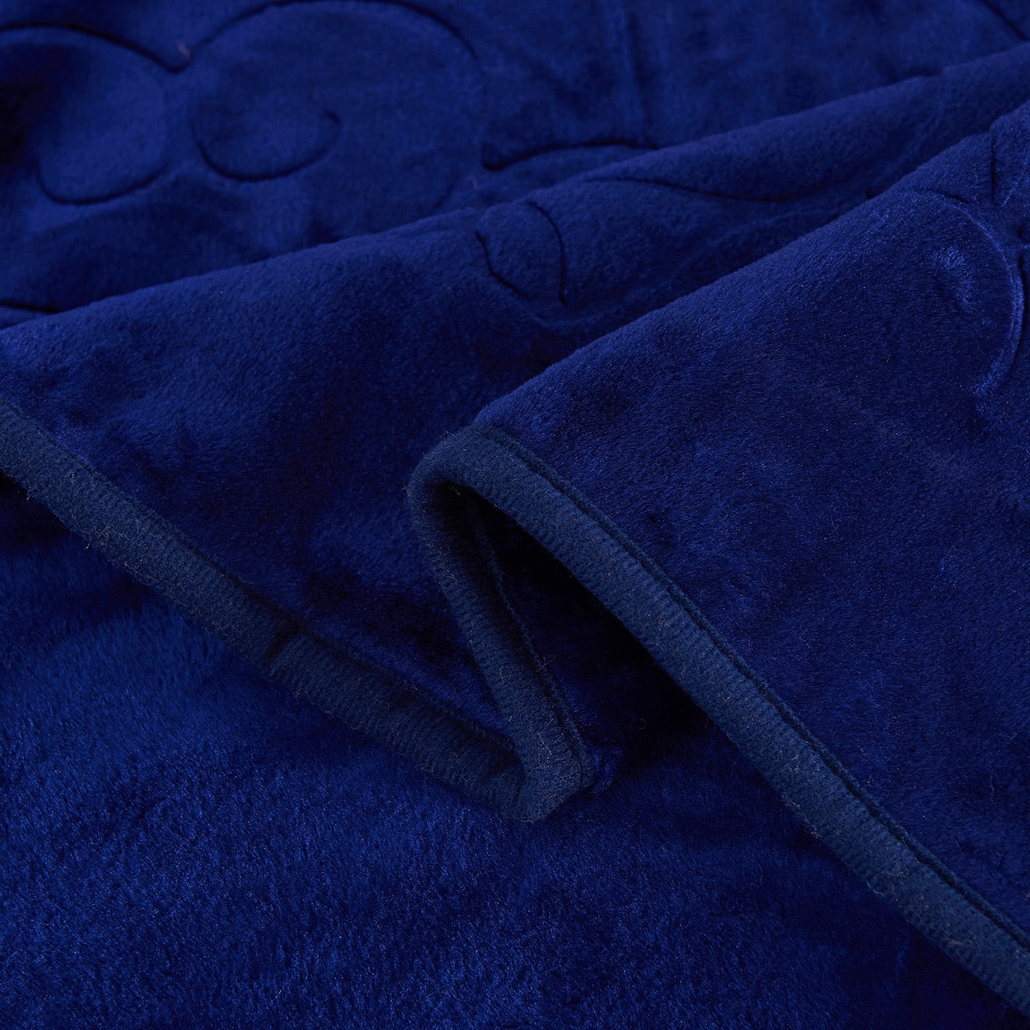 NC Plush Fleece Blanket For Bed,Lightweight Soft Embossed Navy Floral Blanket,Queen 75"x91"