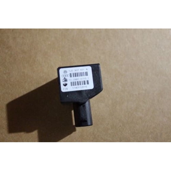 2000-2005 Audi Lateral Acceleration Sensor 1J0 907 651 A