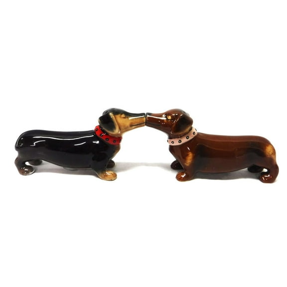 Pacific Giftware Loveable Cute Kissing Dachshunds Salt & Pepper Shakers Set