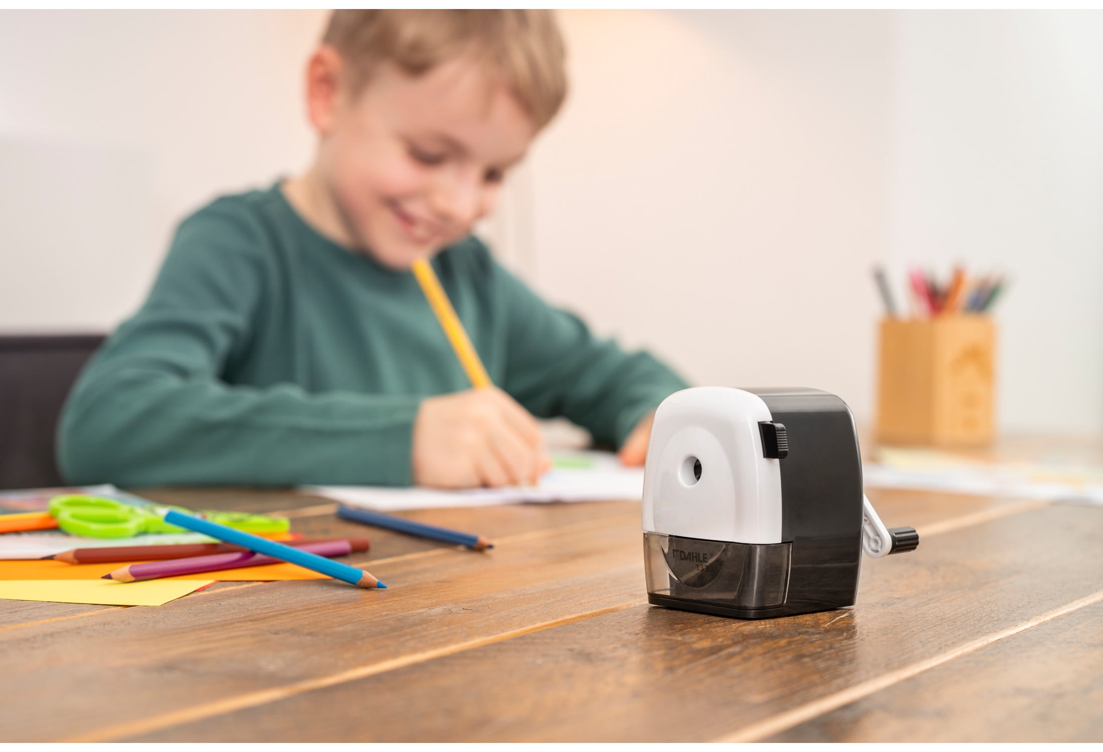 Dahle 133 Pencil Sharpener w/Point Adjuster, For Graphite & Colored Pencils