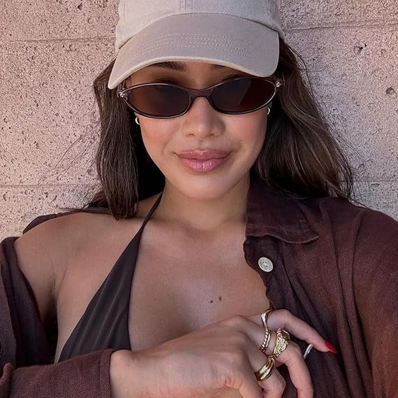 Retro Oval Sunglasses for Women Chic Cat Eye 90s Sunnies  display picture 1