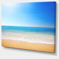 thumbnail image 2 of Vagues Bleues à la Plage Tropicale, 2 of 3
