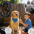 thumbnail image 4 of Set de globos con estampado de patas de mascota en blanco y negro, 4 of 4