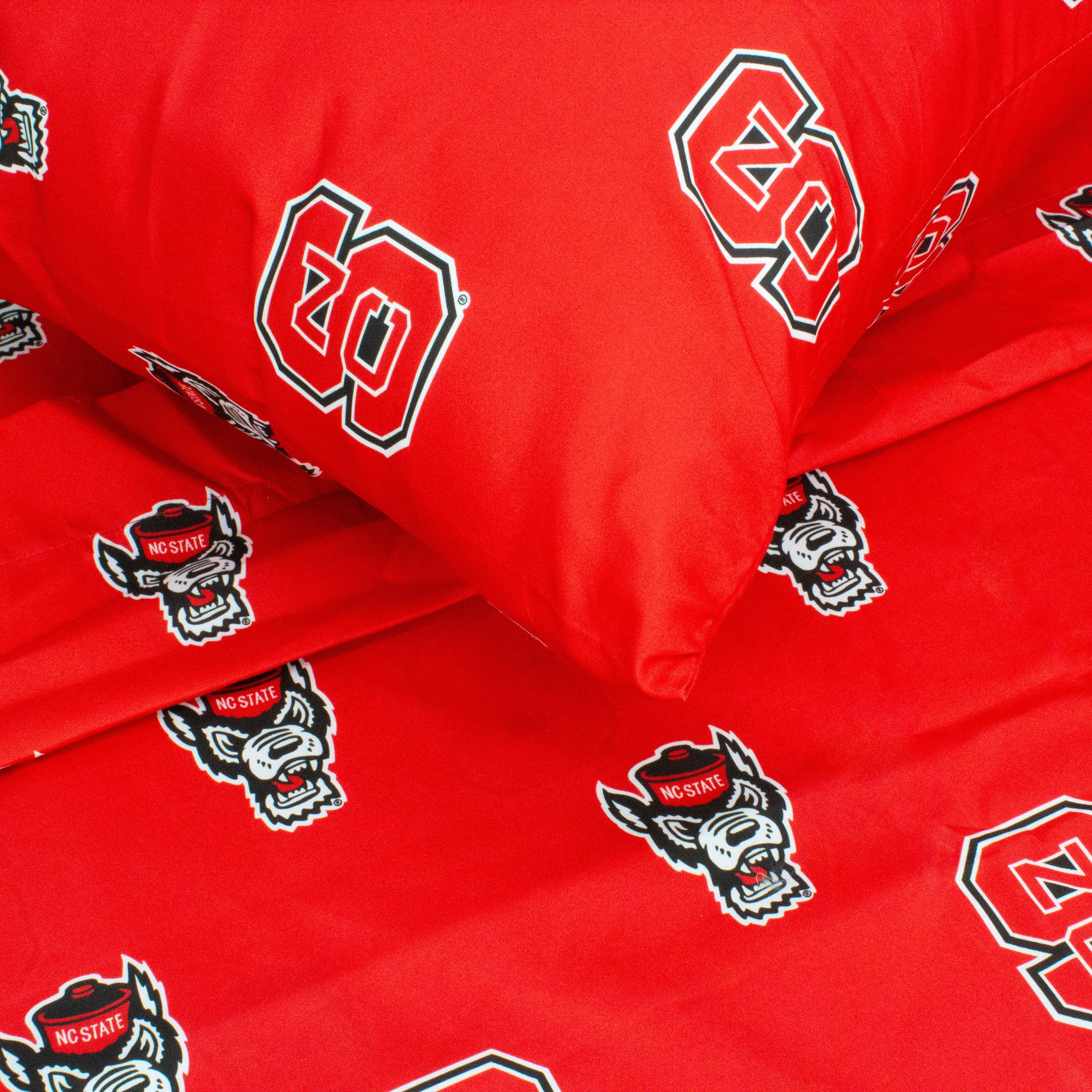 North Carolina State Wolfpack 100% cotton, 4 piece sheet set - flat sheet, fitted sheet, 2 pillow cases, Queen, Team Colors