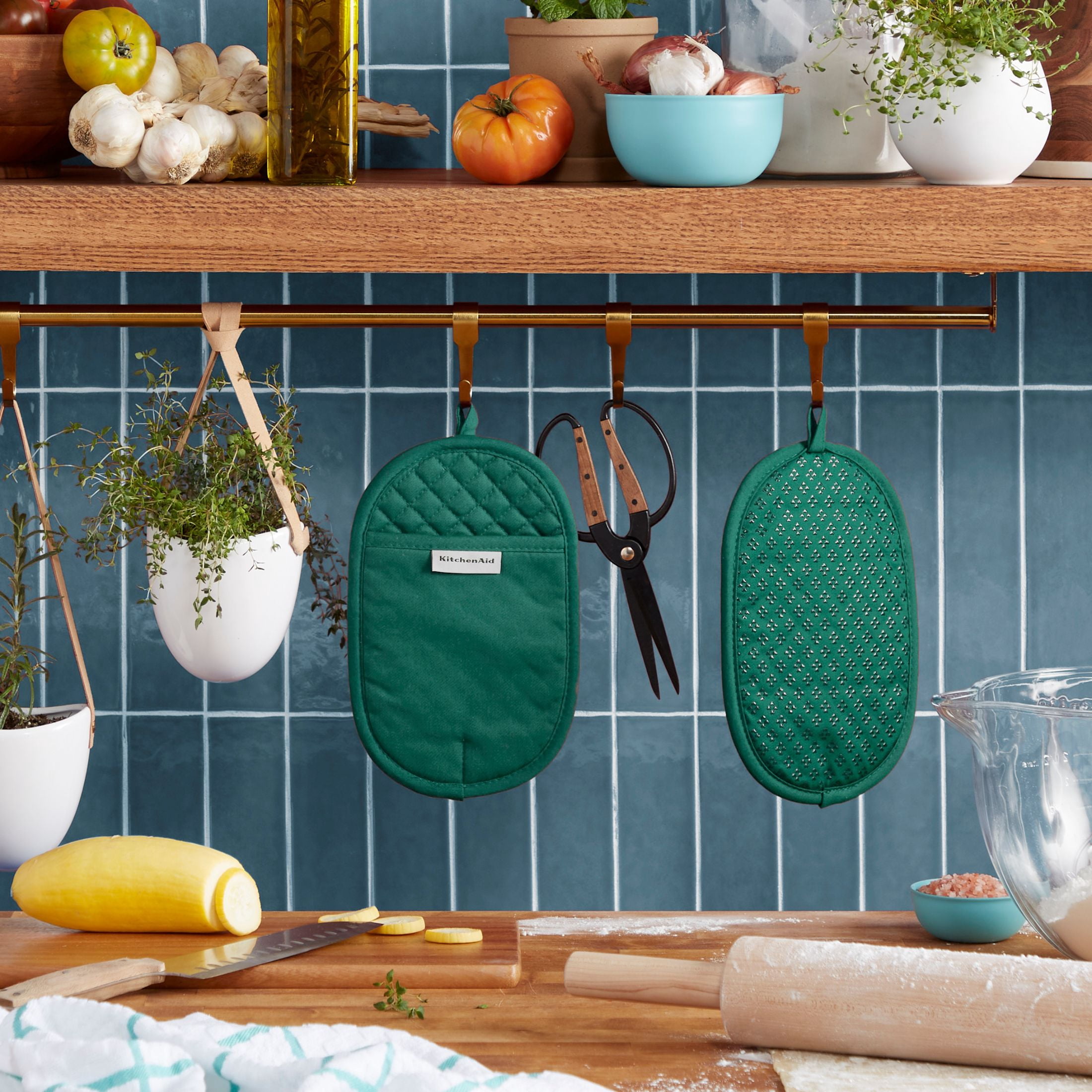 KitchenAid Asteroid Pot Holder 2-Pack Set, Pebbled Palm Green, 6.5"x10"