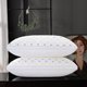 thumbnail image 3 of Almohadas de cama Hotel Collection, 1 almohada tamaño queen con refuerzo y tecnología de gel refrescante, soporte de firmeza media para aliviar el dolor de cuello y hombros, ideal para, 3 of 8