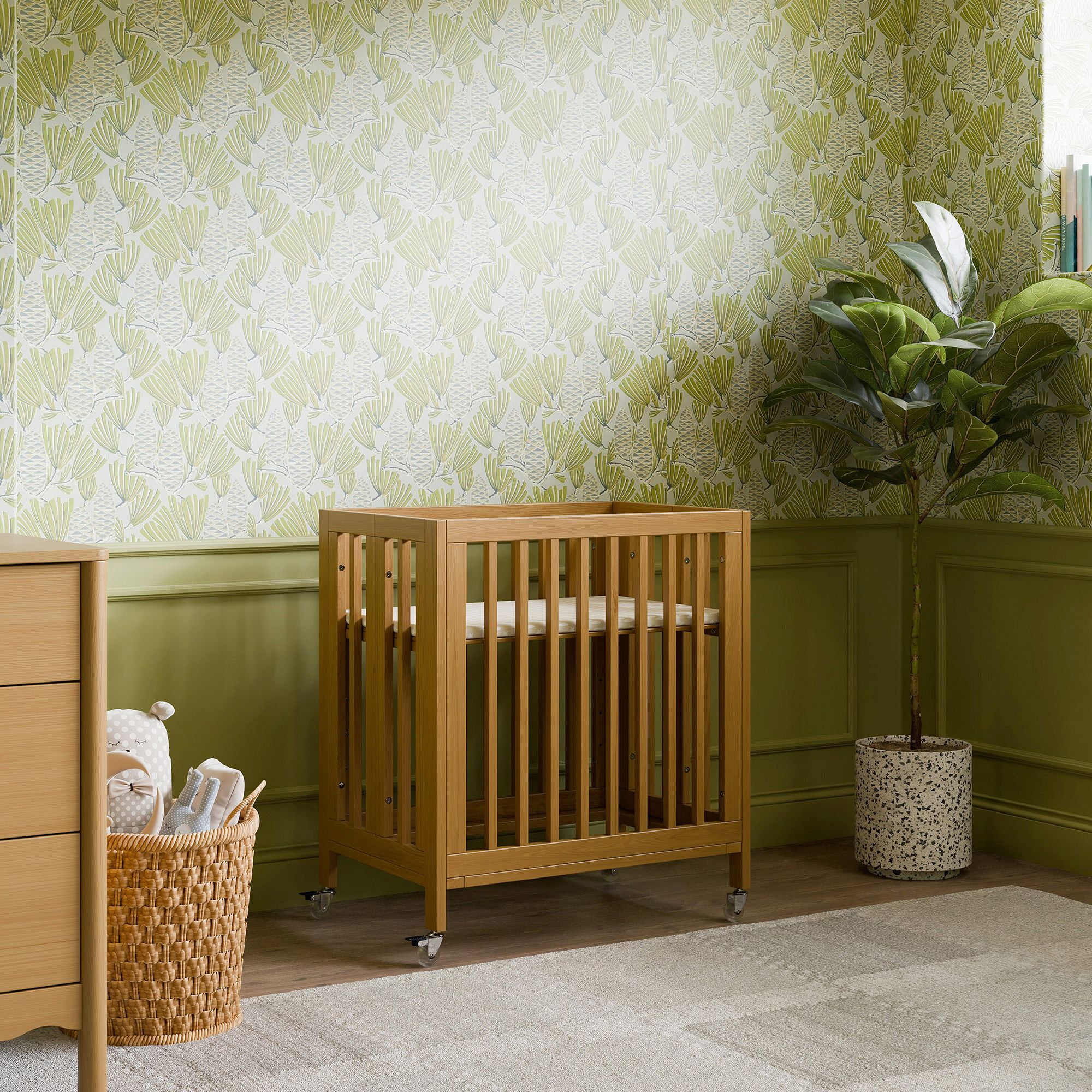 Babyletto Rolli 9-in-1 Convertible All-Stages® Crib with Bassinet & Toddler Bed Conversion Kits