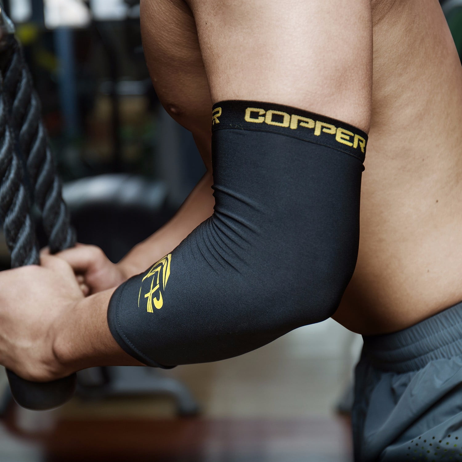 Details about   Copperfit Compression Medium Elbow Sleeve 