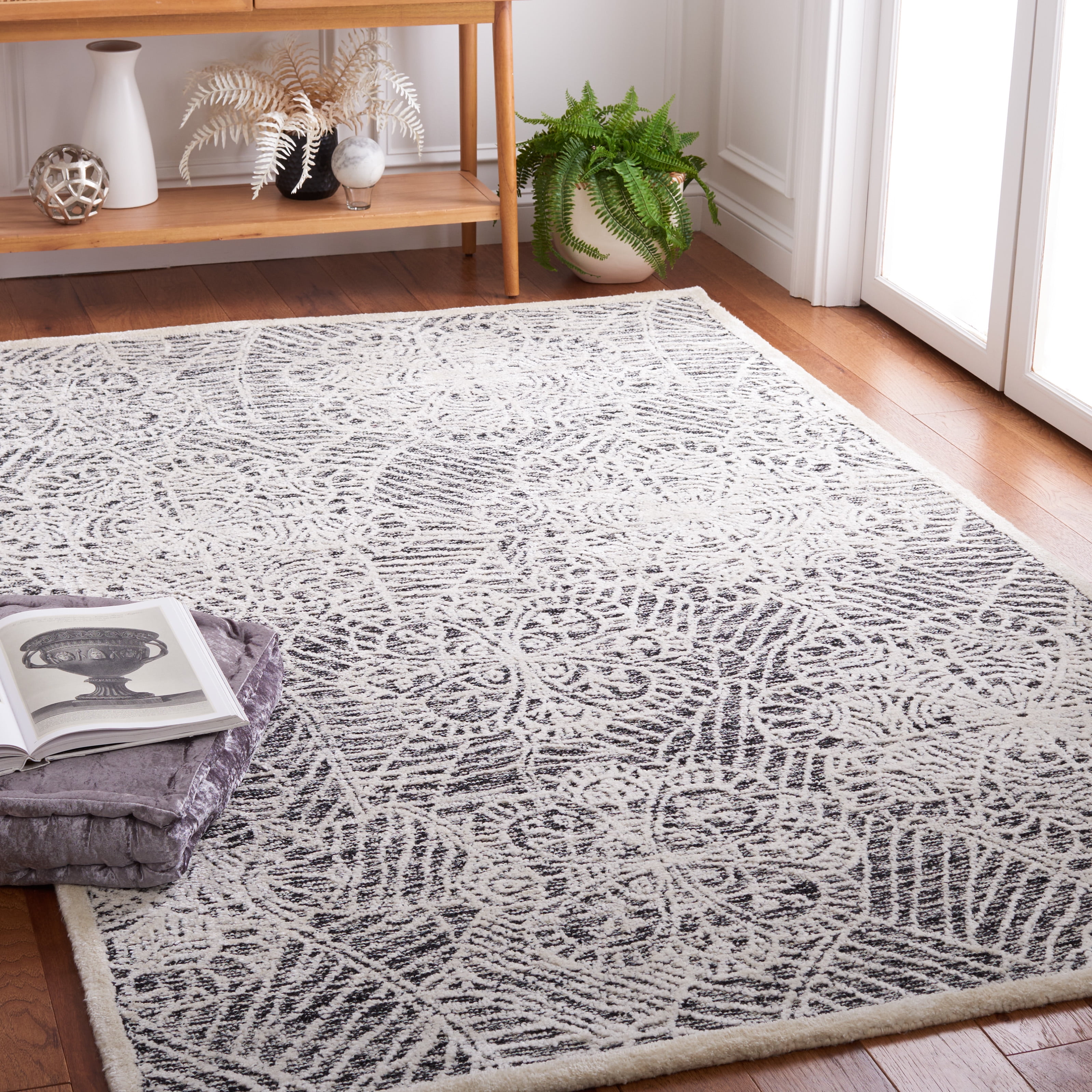 SAFAVIEH Precious Dylan Abstract Area Rug, Black/Ivory, 4' x 6'
