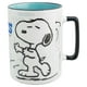 thumbnail image 1 of Taza de Porcelana Bitono con Diseño Snoopy, Colección Peanuts, Con Interior Azul, Capacidad 405 ml, 1 of 5