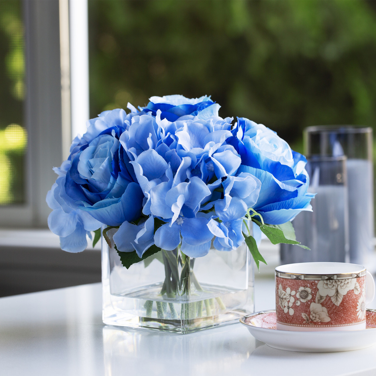 Enova Home Mixed Artificial Silk Rose and Hydrangea Flowers in Clear