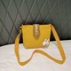 thumbnail image 4 of Bolso pequeño para mujer, bolso de lona de estilo occidental para otoño e invierno, bolso cruzado de hombro que combina con todo para estudiantes, 4 of 6