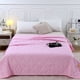 thumbnail image 3 of Cooler Comforter Doble Cara, Manta de Efecto Frío, Ligera para Todas las Estaciones, Edredón de Aire Acondicionado para Verano, algodón lavado con agua, 150*200cm, rosa primer amor, 3 of 7