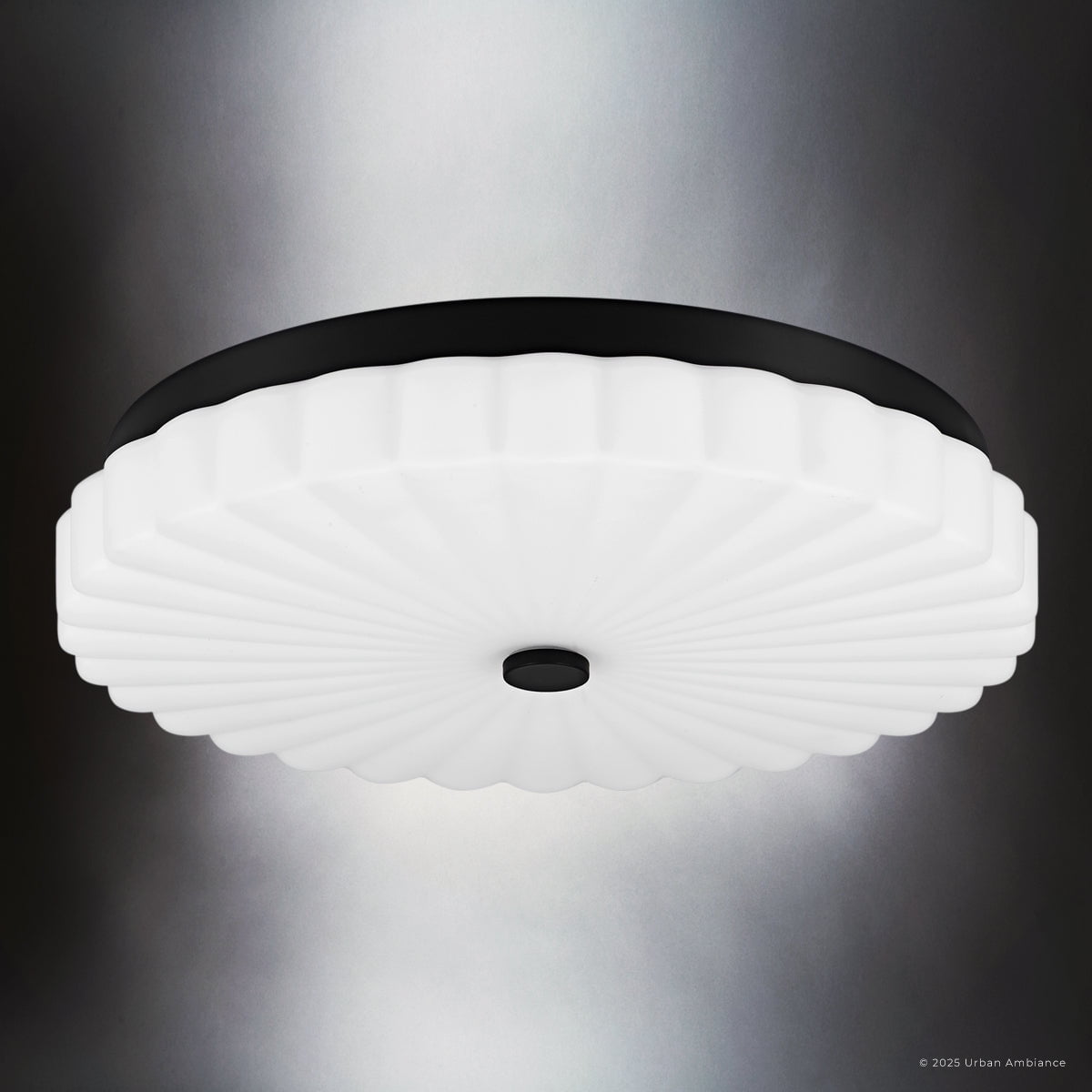Luxury Traditional Ceiling Light, Matte Black, UQL6381