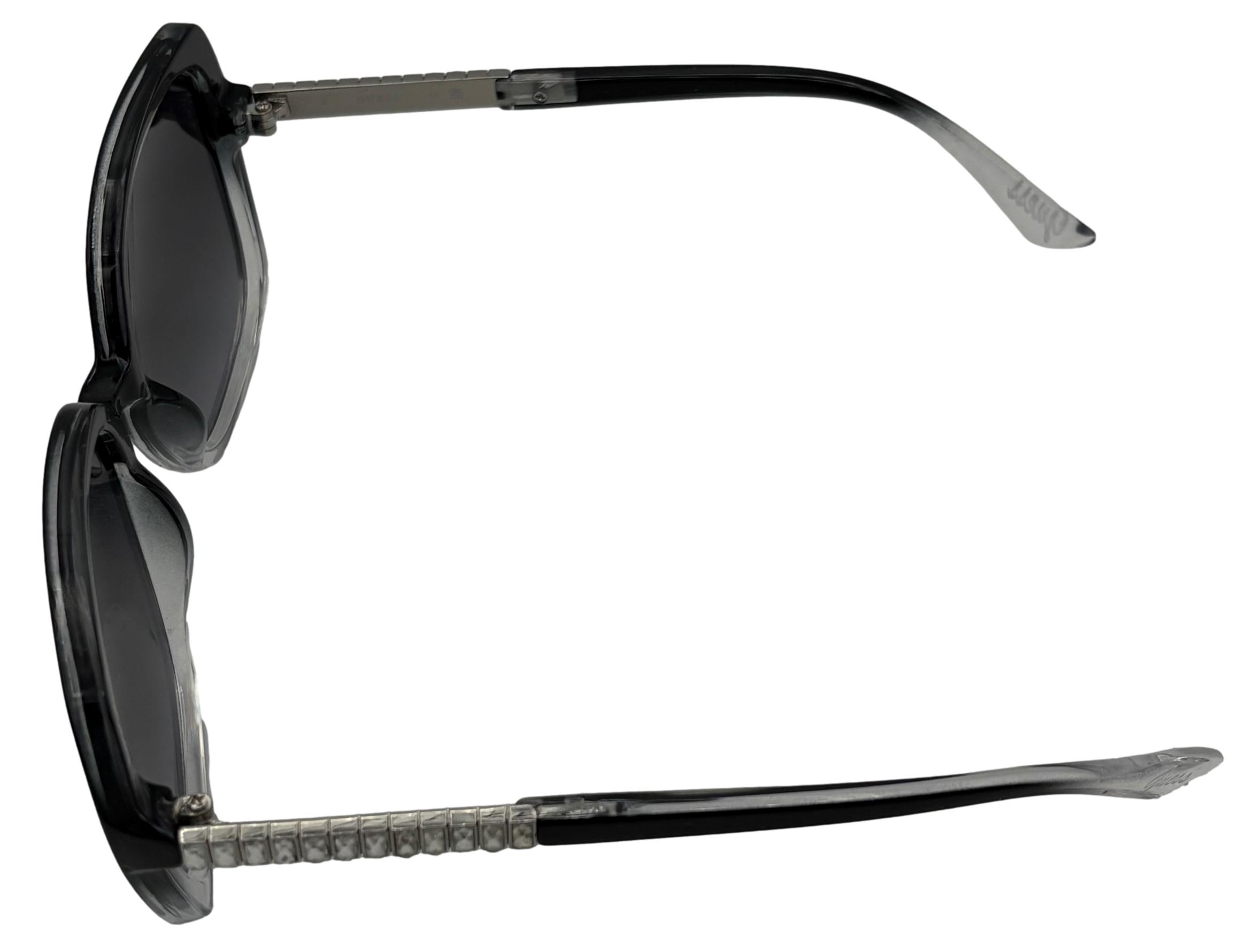 Guess Black Resin Sunglasses