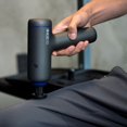 thumbnail image 3 of Pistolet de massage avec étui de rangement GoZone – Noir/bleu, 3 of 9
