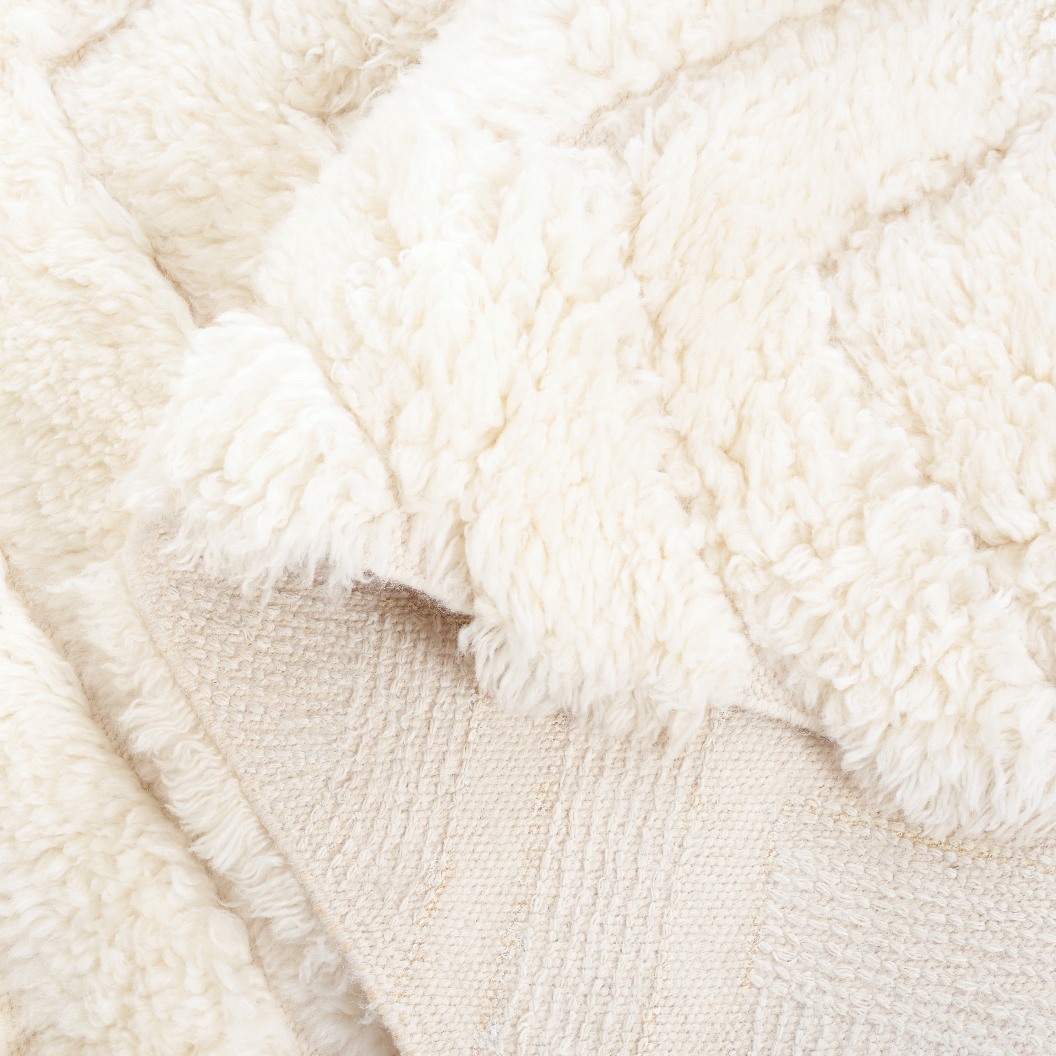 SAFAVIEH Casablanca Autumn Geometric Wool Area Rug, Ivory, 3' x 5'