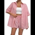 thumbnail image 1 of Conjunto de 2 Piezas para Mujer: Camiseta de Rayas de Corta de Verano y Mini Shorts Holgados de Cintura Alta. Rojo XL, 1 of 7