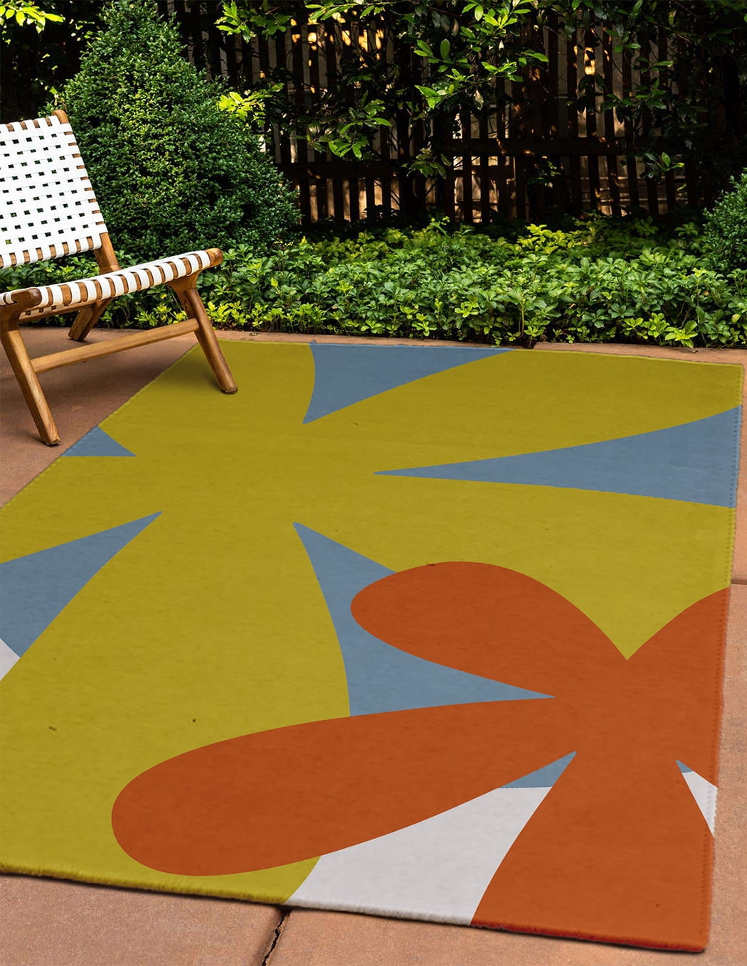 4' x 6' Simply Daisy Bold Flowers Modern & Contemporary Chenille Area Rug, Mustard Yellow