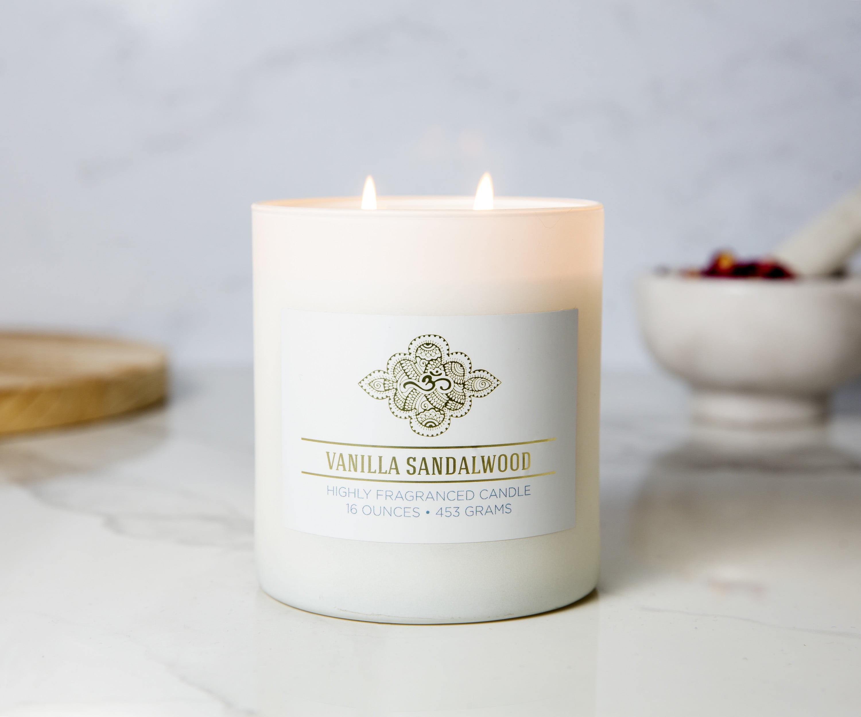 Discover Saintly Scents for A Divine Experience Family Time - Vanilla & Sandalwood