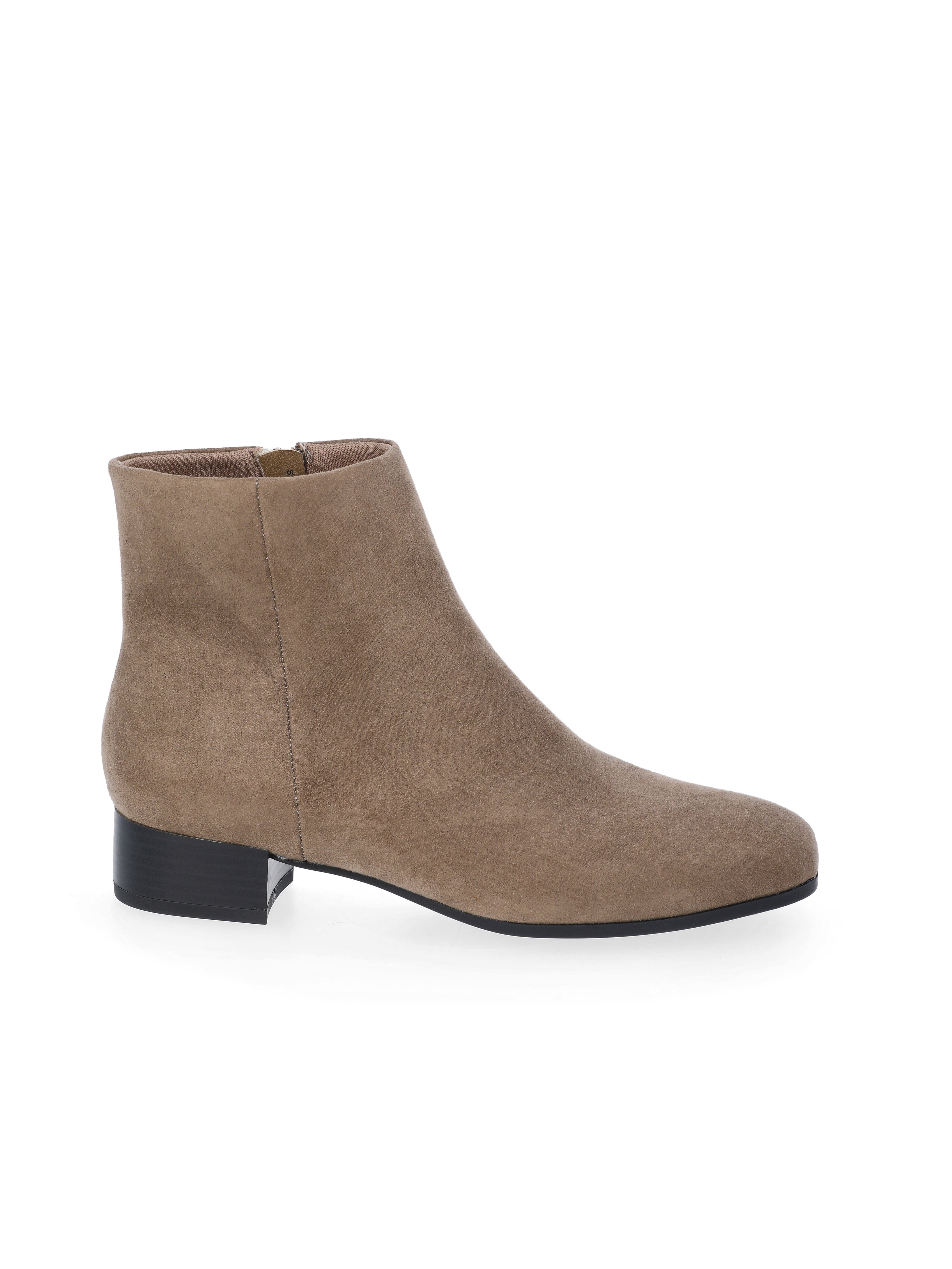Time and Tru Women's Faux Suede Ankle Boots, Wide Width Available