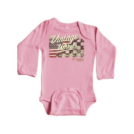

Inktastic Vintage Wheels over top American Racing Flag Gift Baby Boy or Baby Girl Long Sleeve Bodysuit