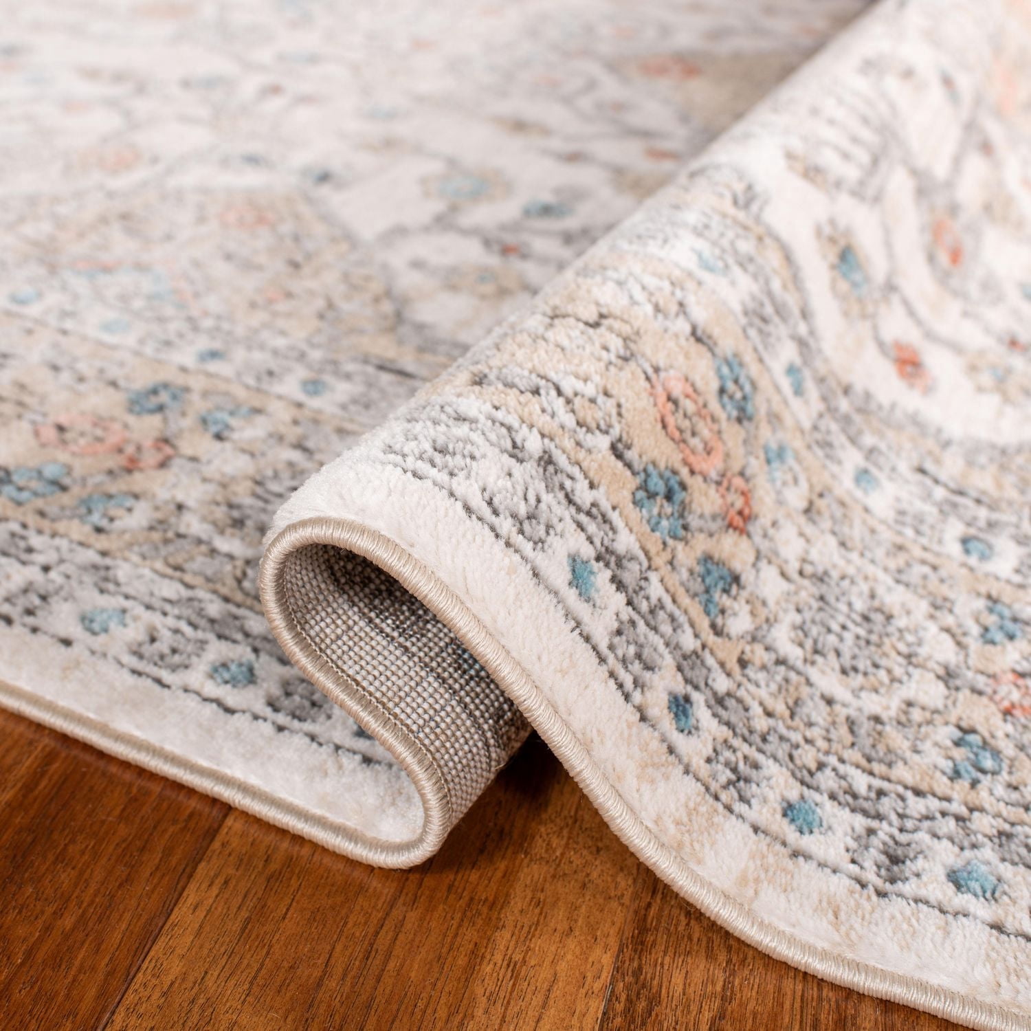 SAFAVIEH Oregon Coriander Tapis Floral