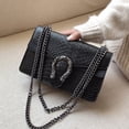 thumbnail image 2 of Bolso Bandolera De Noche Para Mujer Brillar Estampado De Serpiente Con Correa De Cadena Negro, 2 of 5
