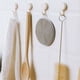thumbnail image 3 of Ganchos autoadhesivos, 10 piezas de ganchos adhesivos para pared, impermeables, potentes ganchos adhesivos, máximo 5 kg, para el hogar, baño, cocina y dormitorio, 3 of 5
