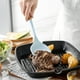 thumbnail image 4 of Juego de utensilios de cocina de 2 piezas, silicona antiadherente resistente al calor, sin BPA, utensilios de cocina con mango de madera maciza, 4 of 5