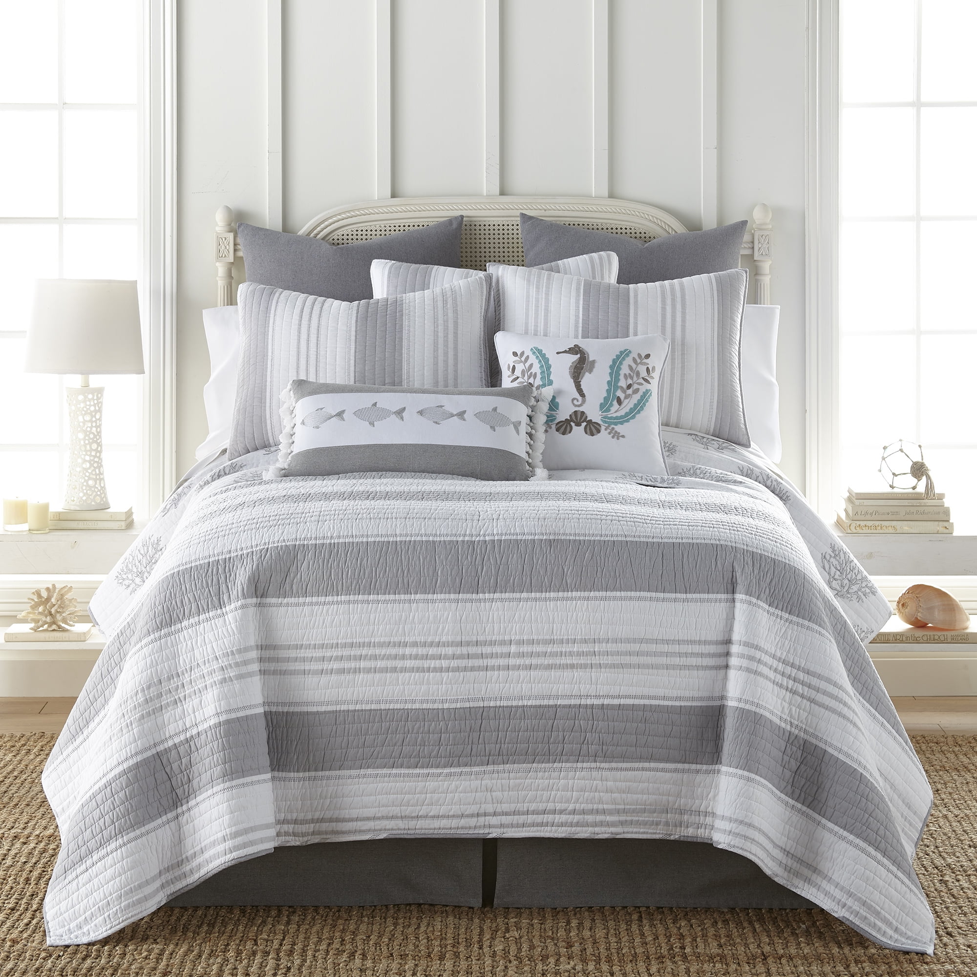 Details about   Ice Grey and White Hamptons Queen Duvet Doona Bed Quilt Cover Pillow Slips Set