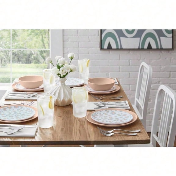 The melamine laminate plate is made of aged clay. Cheetah set 6 platter service, party platter, outdoor pasta plate or shallow bowl for garden and daily use.