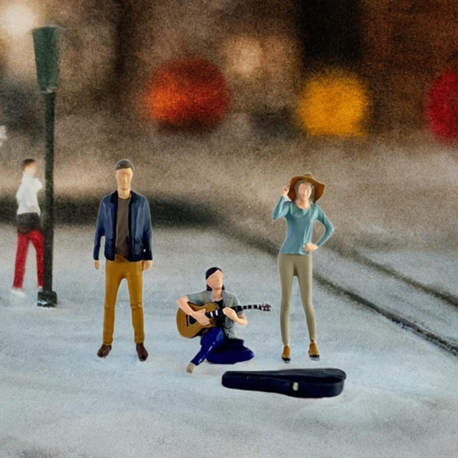 LeeQinersw 3 Pieces 1/64 People Figures Collectibles DIY Crafts Miniature Diorama Guitarist Blue