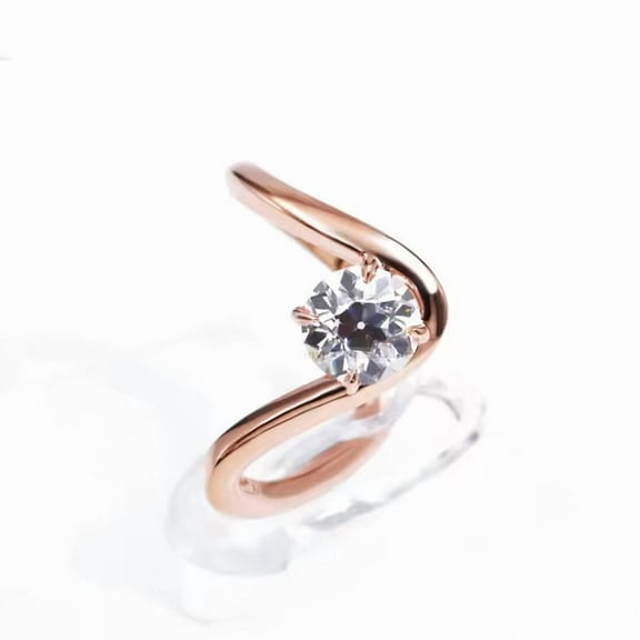 Elegant 1ct Round Moissanite Engagement Ring for Women - 925 Sterling Silver V-Shaped Wedding Band, Perfect Gift for Special Occasions