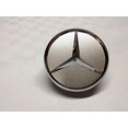 thumbnail image 2 of Juego de 4 tapacubos con diseño de estrella Mercedes Benz de 75 mm. Para modelos Clase E Clase C CL CLS SLK ML GLK Clase A Clase B W204 W212 W210 W221 W220 C209 W207 W246 Plata/Cromo 75 mm (diámetro), 2 of 5